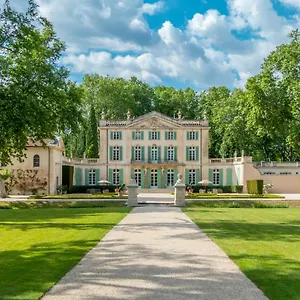Chateau De Tourreau Hébergement de vacances Sarrians